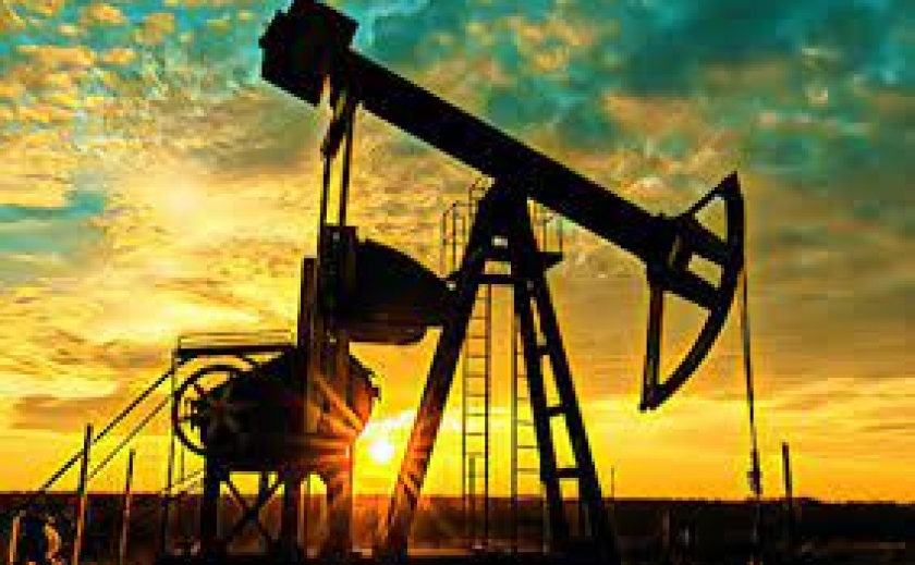 Цены на нефть снижаются после стремительного роста