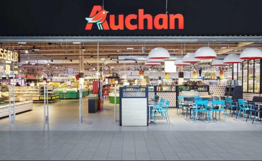 Французский Ритейлер Auchan заявляет, что планирует остаться в России. Украина призывает к бойкоту