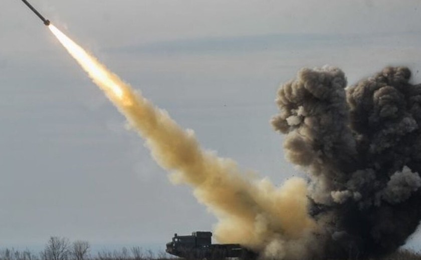 Российские военные нанесли ракетный удар по Павлограду, Никопольскому и Новомосковскому районам: есть пострадавший