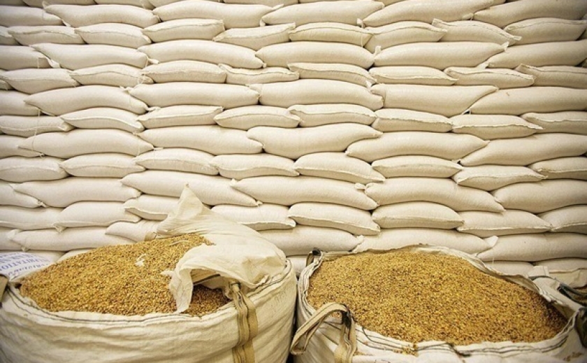 Не хотят под санкции: украденное Россией украинское зерно не покупают