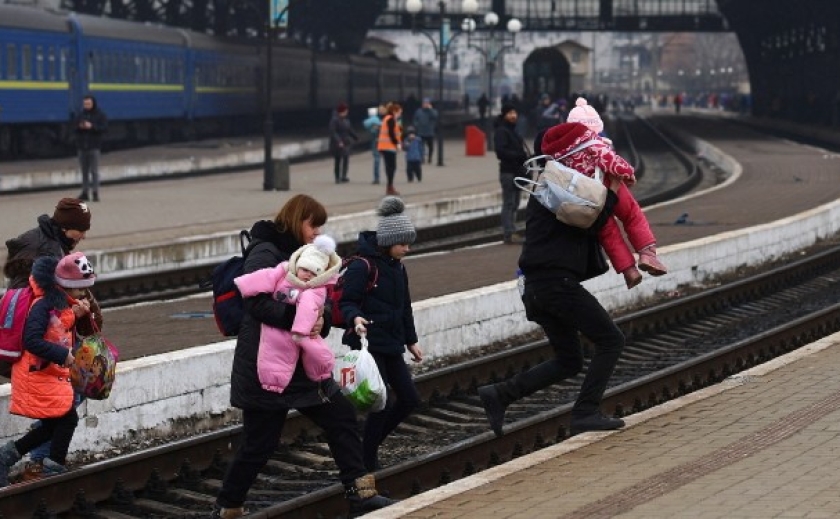 На ж/д вокзалах Украины будет выплачивается денежная помощь: первый - львовский