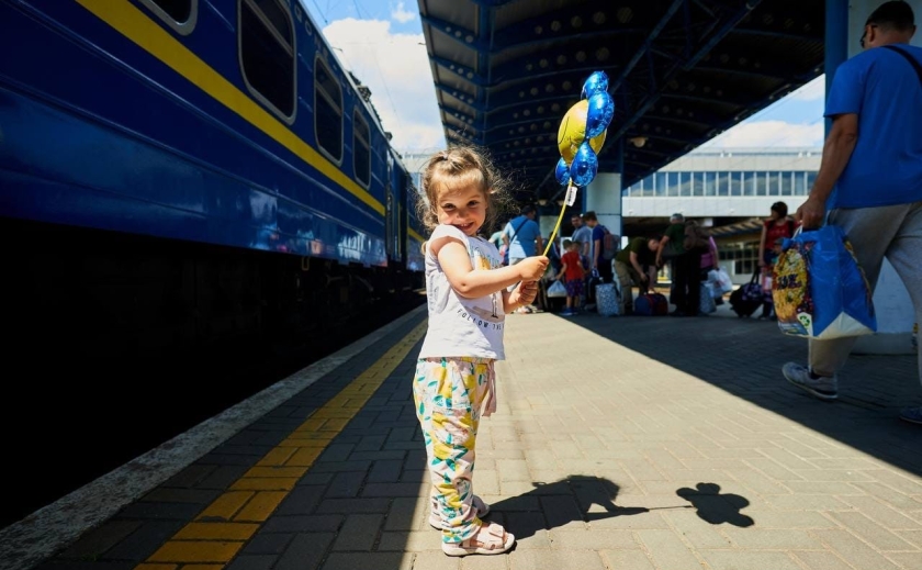 «Укрзалізниця» представила удобные стыковки с поездов с аэропортами и железными дорогами Польши, Венгрии и Австрии