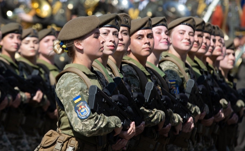 В Україні перенесли створення реєстру військовозобов'язаних жінок: подробиці