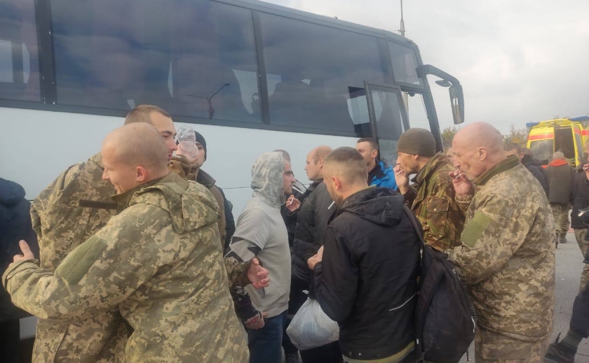 Україна повернула з полону ще 52 українців