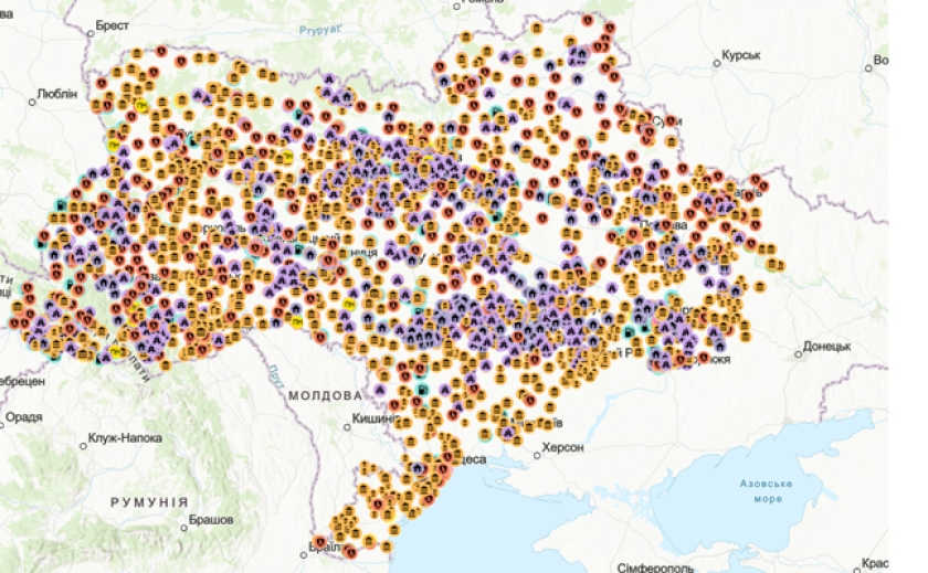 Безкоштовно і цілодобово: В Україні розгортають «Пункти незламності», де будуть електрика, мобільний звʼязок та інтернет, тепло, вода, аптечка