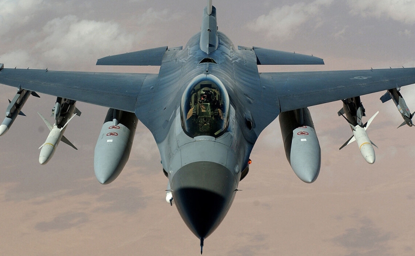Нідерланди передадуть Збройним силам України майже всі свої літаки F-16