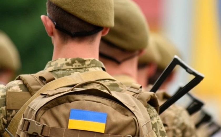 В Україні по-новому набиратимуть людей в армію