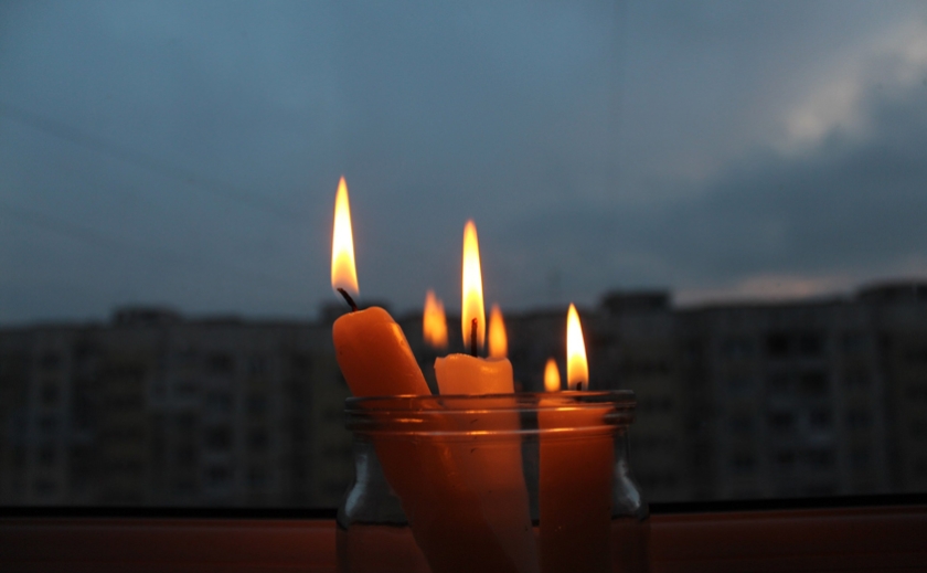 За крок до блекауту: в Україні зафіксували рекордно високий рівень споживання електроенергії