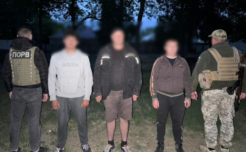 Прикордонники затримали іноземців-браконьєрів, які здійснювали водний промисел в українських водоймах