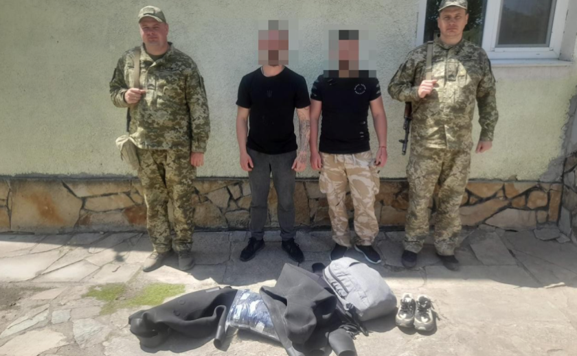 Намагалися втекти з України на велосипедах: прикордонники затримали ще двох порушників