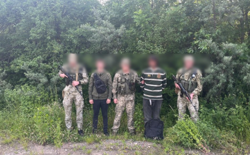 На Львівщині затримали чоловіка, який втретє намагався втекти з України