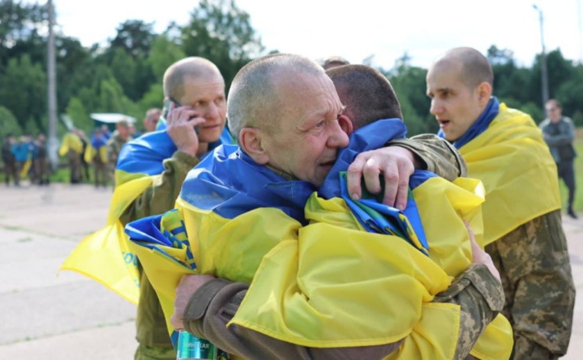 Наші вдома: відбувся ще один етап обміну полоненими