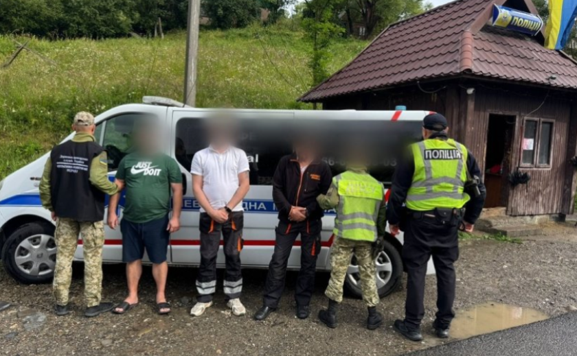 Із Харкова до Румунії на «швидкій»: прикордонники викрили пацієнта-втікача та переправників