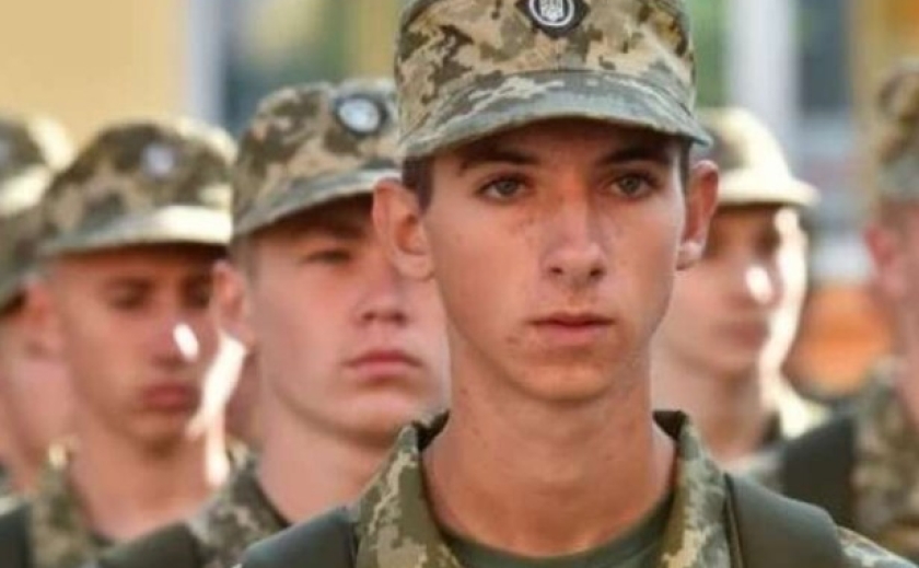 До 31 липня всі 17-річні юнаки повинні стати на військовий облік, — ТЦК