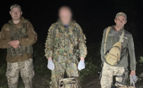 «Невидимий» став видимим: прикордонники затримали креативного втікача