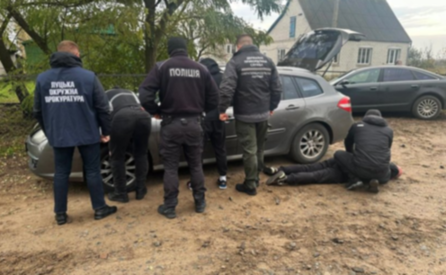 Намагався переправити за кордон двох ухилянтів: на Волині затримали «перевізника»