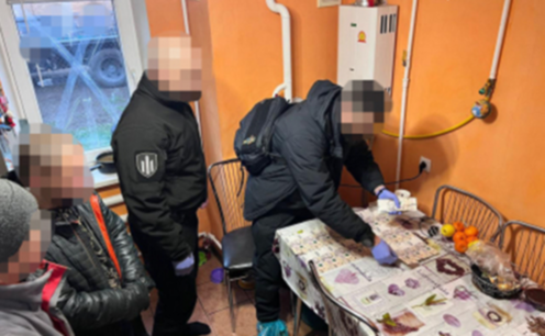 На Краматорському напрямку затримали наркоділка, який збував заборонені речовини військовим
