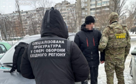 4 000$ за переведення до небойового підрозділу: підполковника ДПСУ підозрюють в одержанні хабара