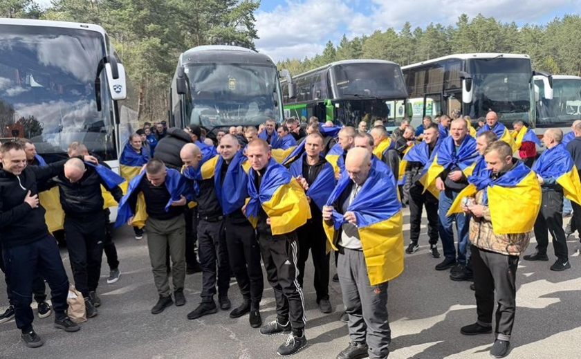 Ще 193 українські військові повернулися з полону в межах