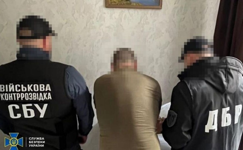 Правоохоронці викрили схему незаконного нарахування «бойових» виплат військовим
