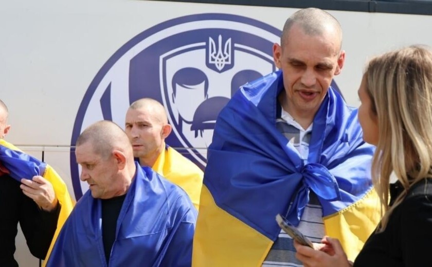 103 українські воїни повернулися з російського полону